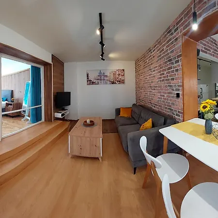 Апартамент Old-timer *